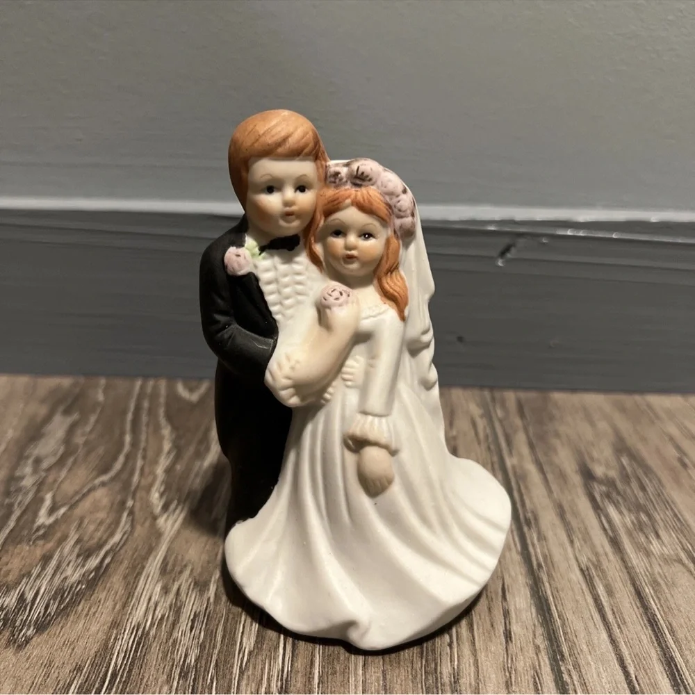 Vintage 1980s Wedding Cake Topper